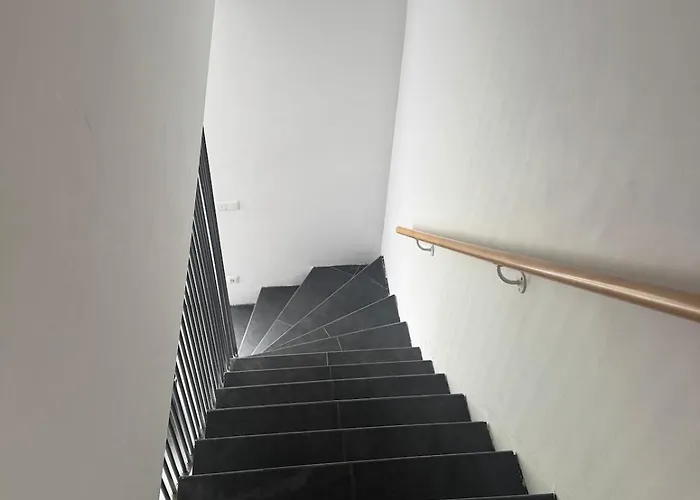 20qm Проживание в семье *